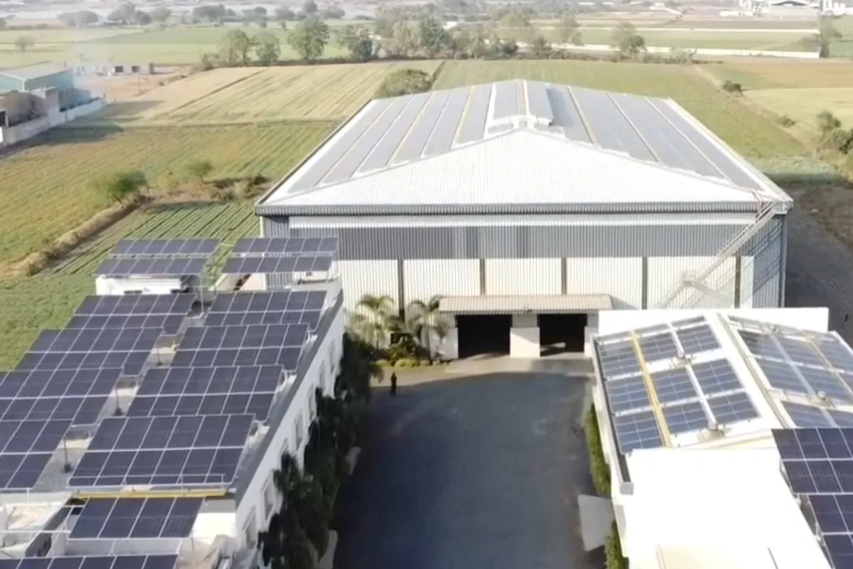 An industrial rooftop solar plant installed by Bhanu PV Solar